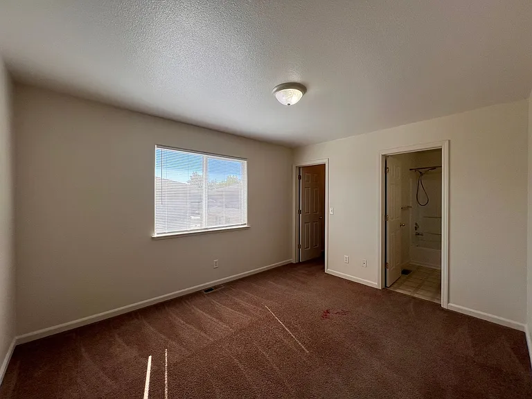 655 Sunny Lane — Photo 25