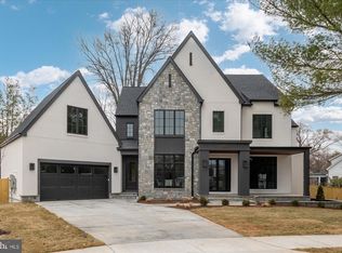 2231 N Tuckahoe St, Falls Church, VA 22043