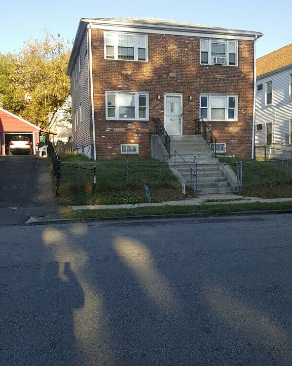 1st image of 85 Crawford St