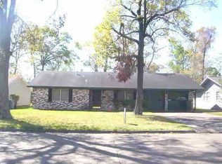 5095 Swallow Dr, Beaumont, TX 77707