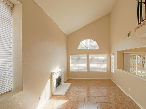 Family Room  Vaulted Ceiling