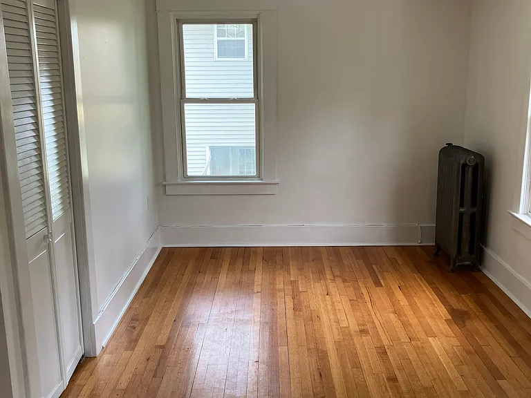 133 Pearl St — Photo 12