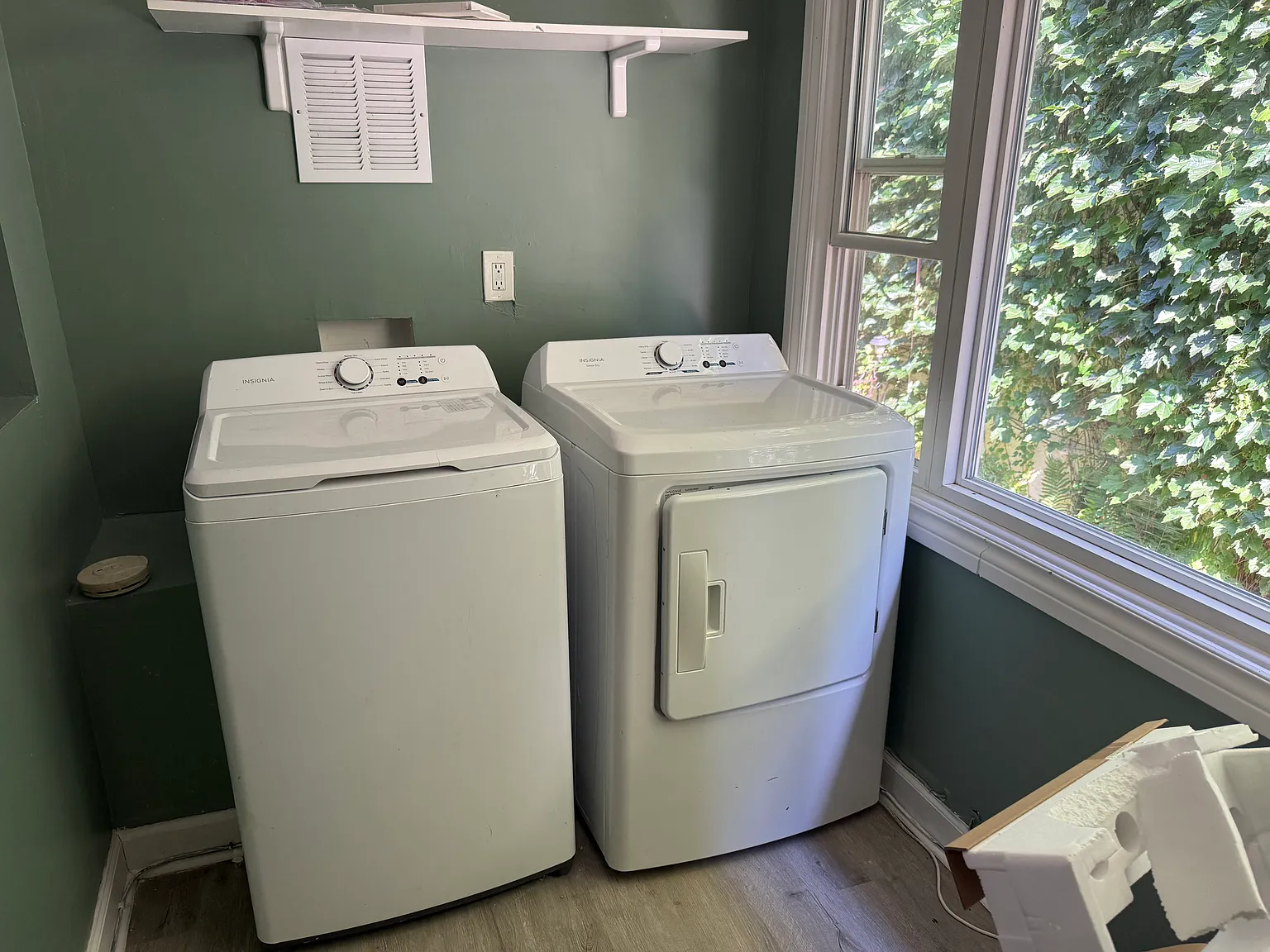 2 bed, 1.5 bath, 952 sqft, $1,600 — Photo 3