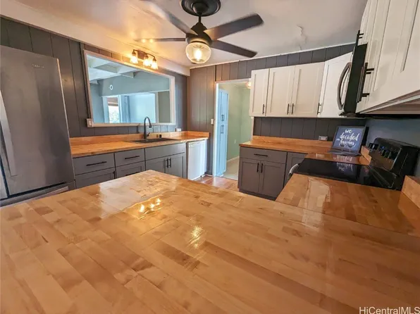 86-229 Alamihi St, Waianae, HI 96792