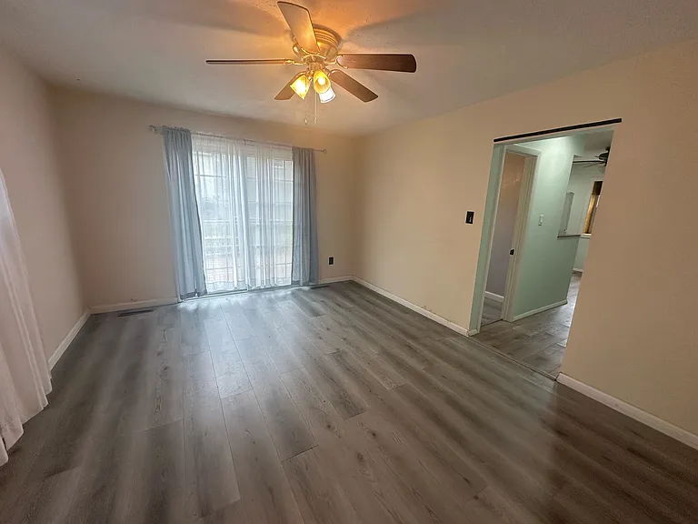 2805 Rubicam Ave — Photo 2