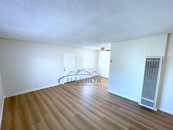 3rd image of 565 Harker St APT 4