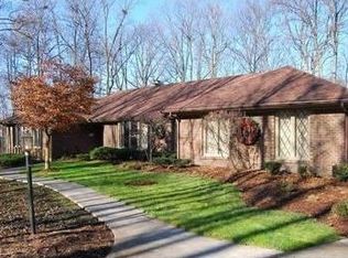 1026 Oak Branch Ct, Fort Wayne, IN 46845