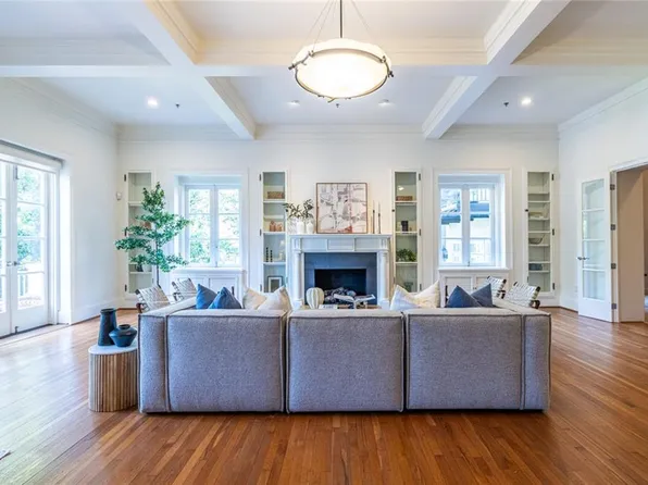 270 15th St NE Unit 201, Atlanta, GA 30309