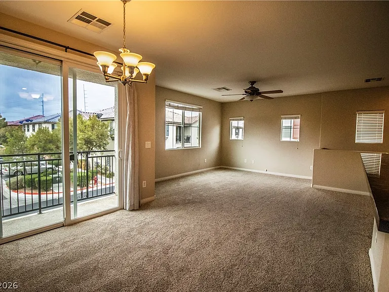 9124 Alpine Grove Ave #101 — Photo 7
