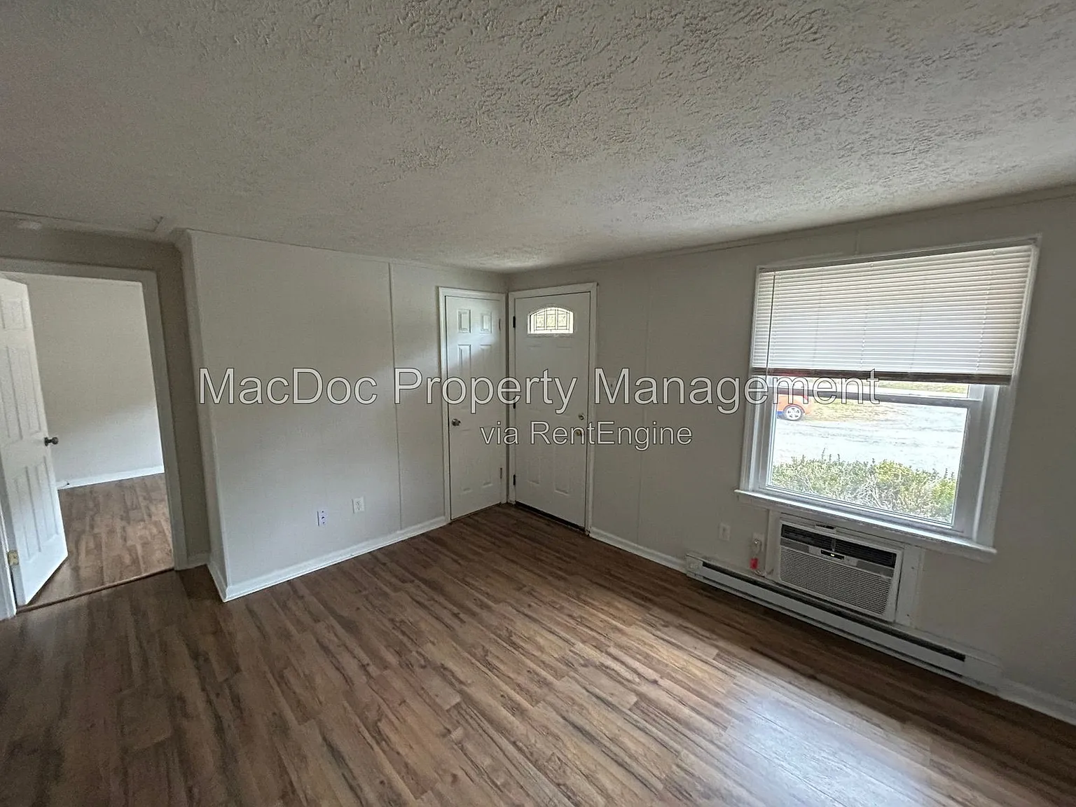 2 bed, 1.0 bath, 625 sqft, $1,295 — Photo 4