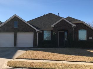 6206 Meadowcrest Ln, Sachse, TX 75048