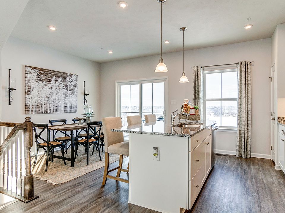Beethoven 2-Story with Finished Basement