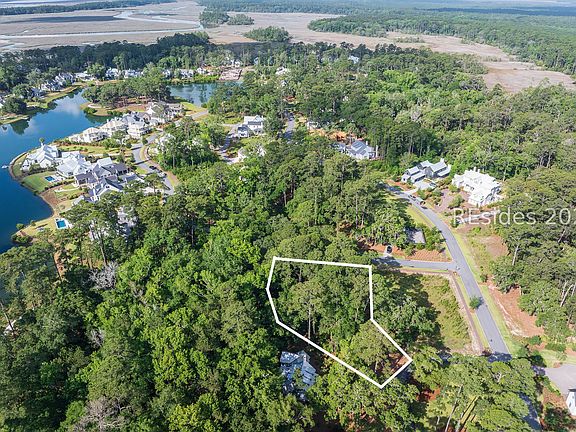 4th image of 504 Davies Rd