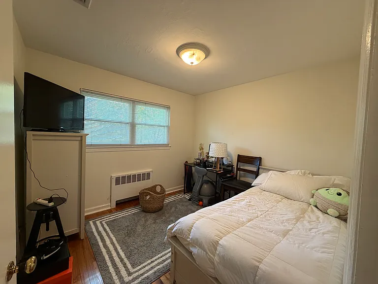 3 Spruce Pl — Photo 8