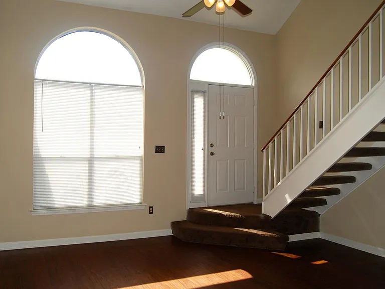 1800 Joy Cir — Photo 1