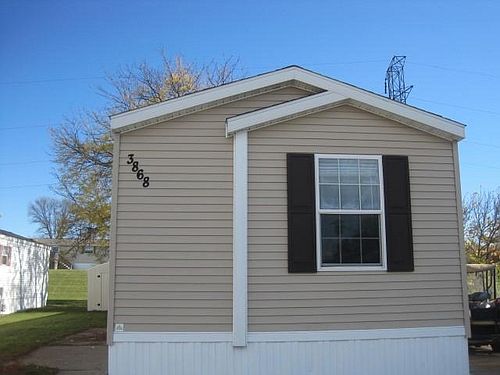 1st image of 3868 Casper Ave NW