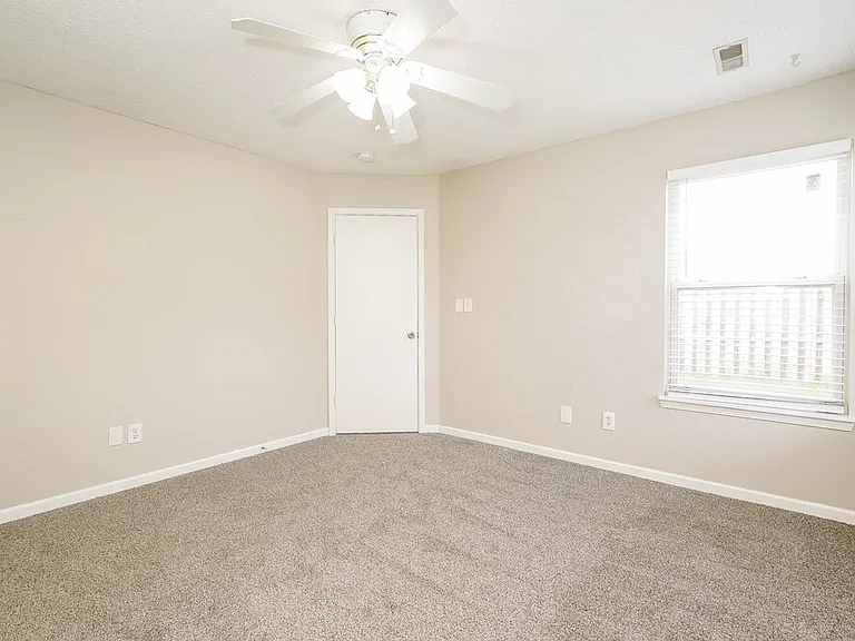 8544 Sweet Birch Dr — Photo 13
