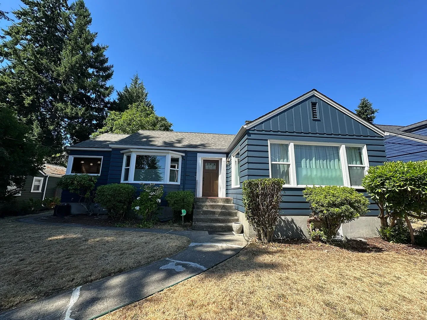 Charming & Remodeled 3 BD / 2 BA Home in Seattle's Bryant Neighborhood — Photo 1