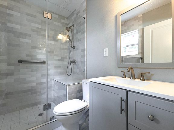 5th image of 3719 Heatherbrook Dr