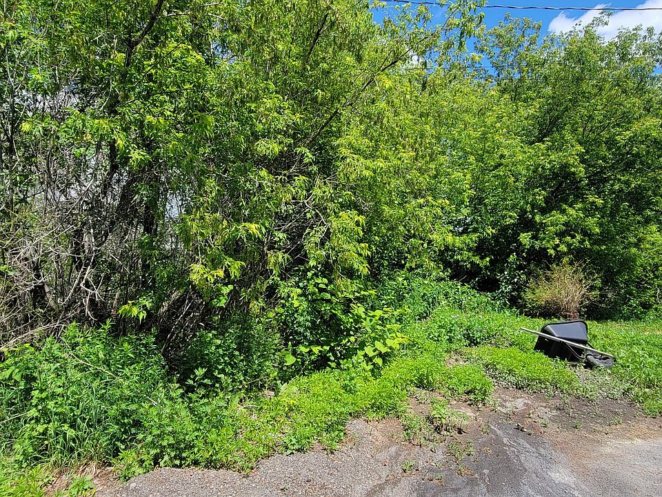 2nd image of Lot 220A 7th Avenue