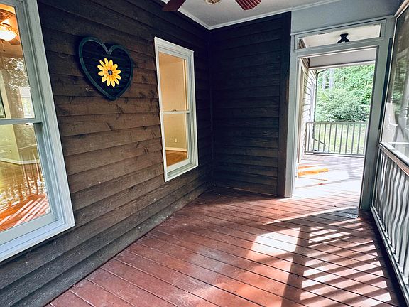 3rd image of 240 Mcgregor Woods Road
