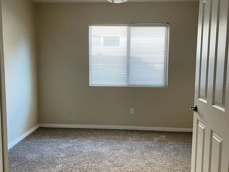 104 Cedmont Dr — Photo 14