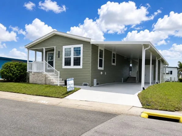 15666 49th St N #1122, Clearwater, FL 33762