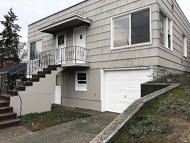 1st image of 2322 Burwell St #B