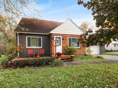 165 Orchard Dr NW, Sparta, MI, 49345