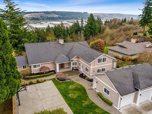 2nd image of 2717 125th Avenue Ct E