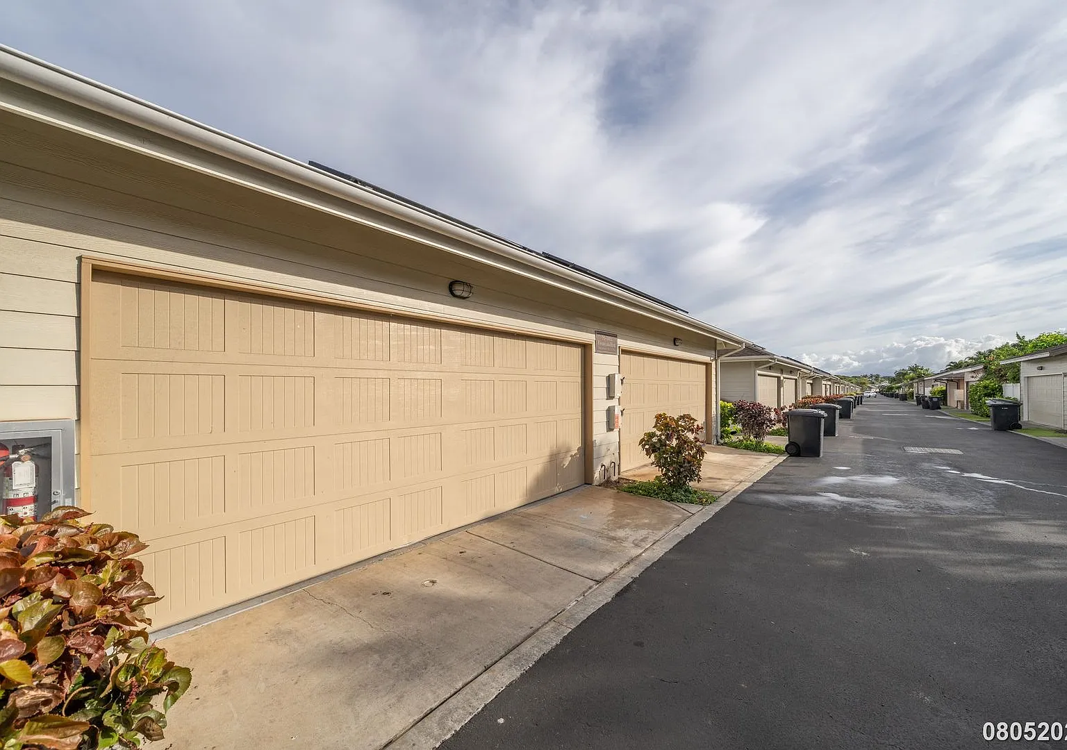 $4,400/ 3 Bed / 2 Bath / 2 Car Garage Hoakalei, Ewa Beach — Photo 2