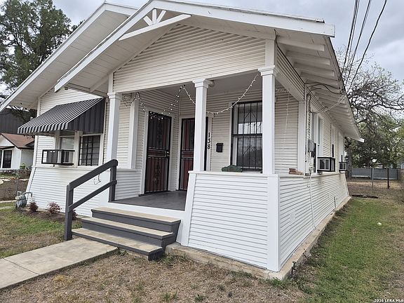 4th image of 122-126-138 Lone Star LOT 8-10