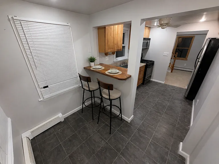 1529 Carl Ave — Photo 8