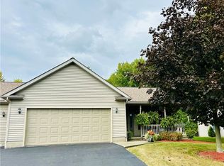 5070 Winthrop Dr, Youngstown, OH 44515