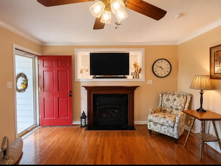 5211 Lib Rd — Photo 12