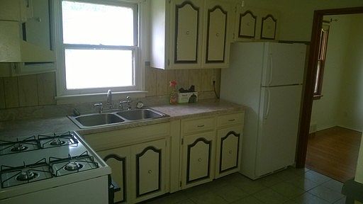 5th image of 6219 Archwood Ln
