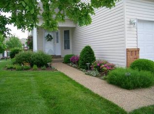 220 Maryland Dr, O'Fallon, MO 63366