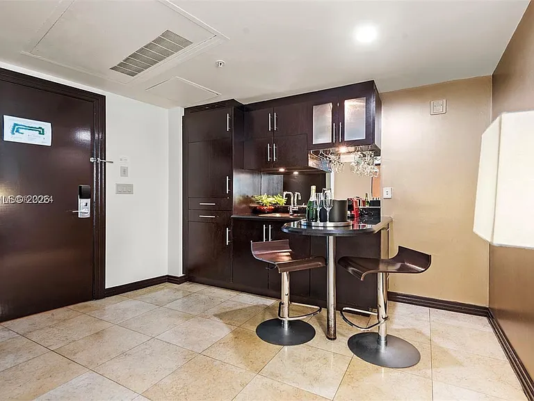 1437 Collins Ave #327 — Photo 12