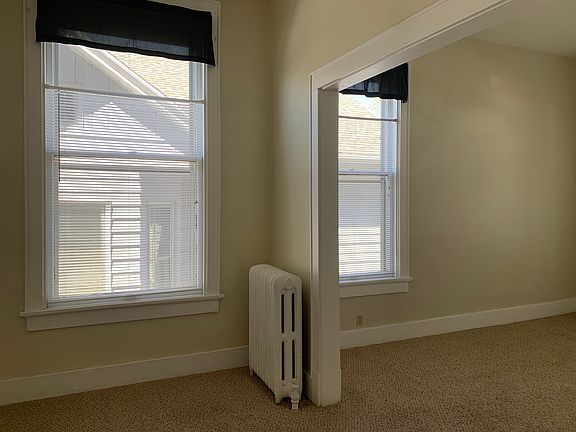 5th image of 519 Marquette St APT 1