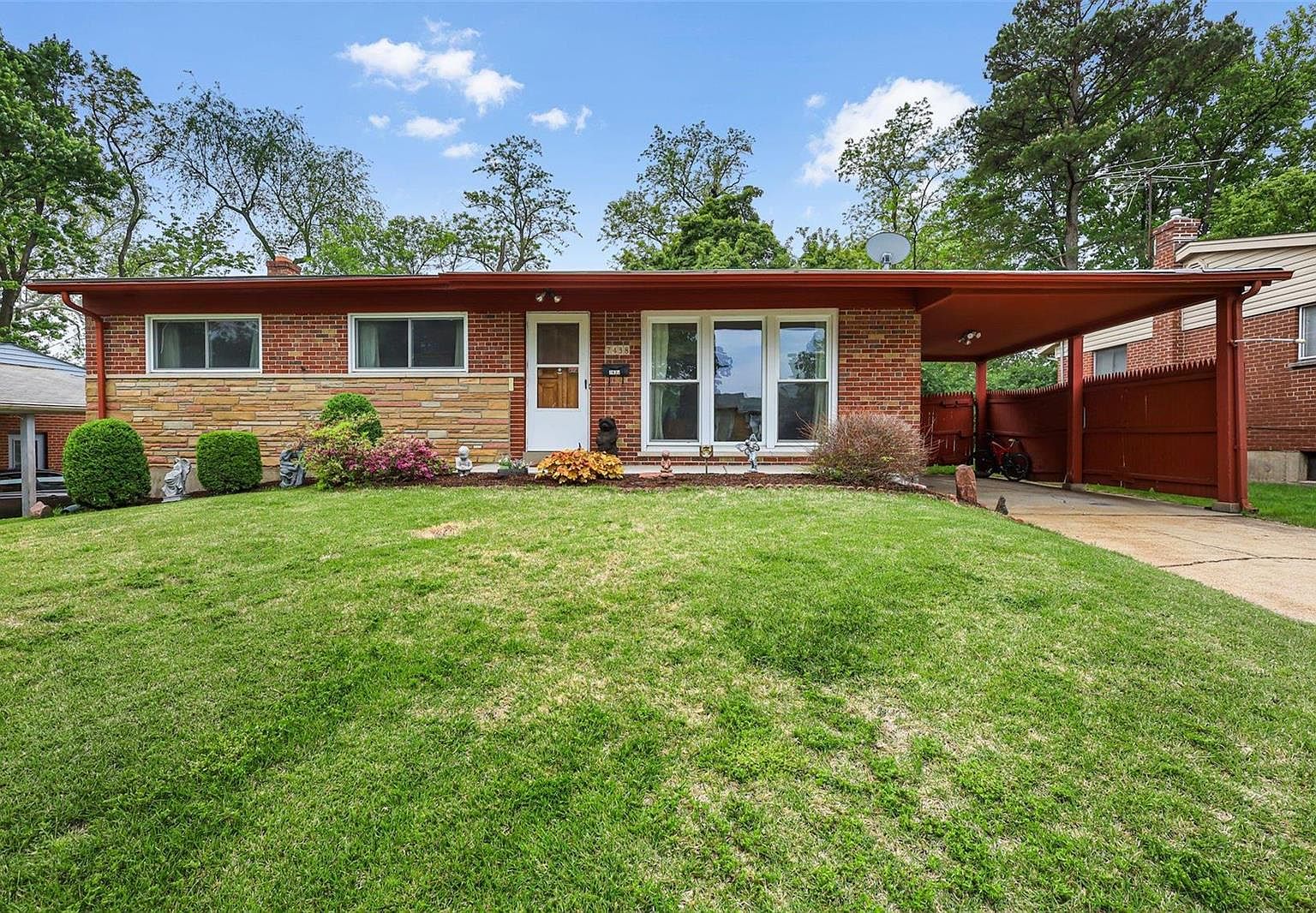 7438 Anrose Dr, Saint Louis, MO 63130 | Zillow
