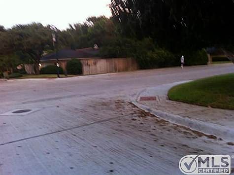 5th image of 10 Westglen Pl