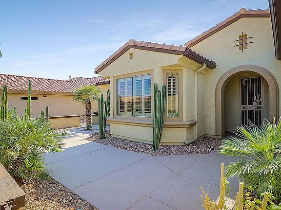3rd image of 15815 W Cinnabar Dr