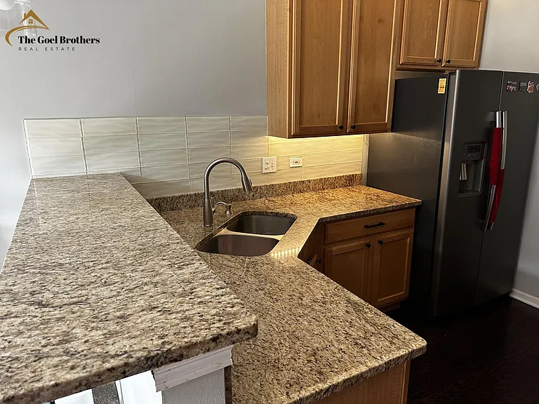 2924 Falling Waters Dr — Photo 8
