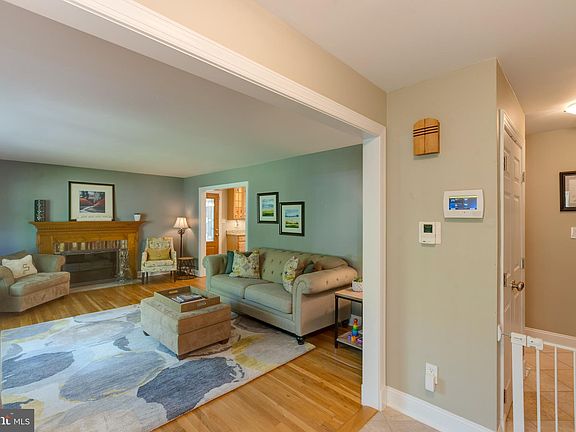 5th image of 5004 Kingston Dr