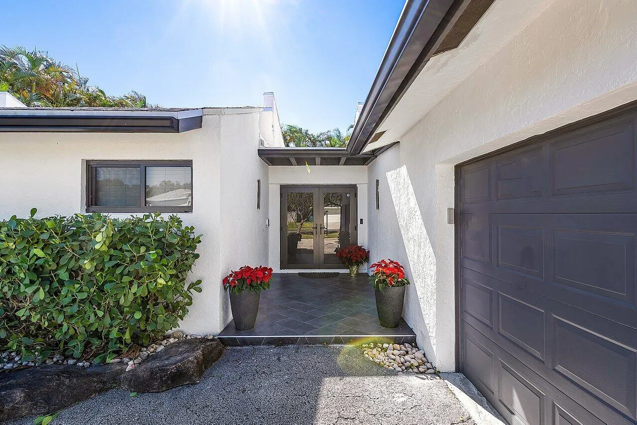 3 bed, 2.0 bath, 1652 sqft, $6,500 — Photo 4