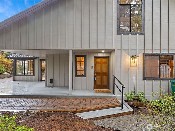 5th image of 14300 Trillium Blvd SE #8