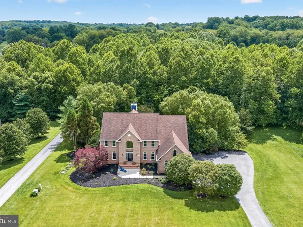 6351 Trout Stream Dr, Sykesville, MD 21784