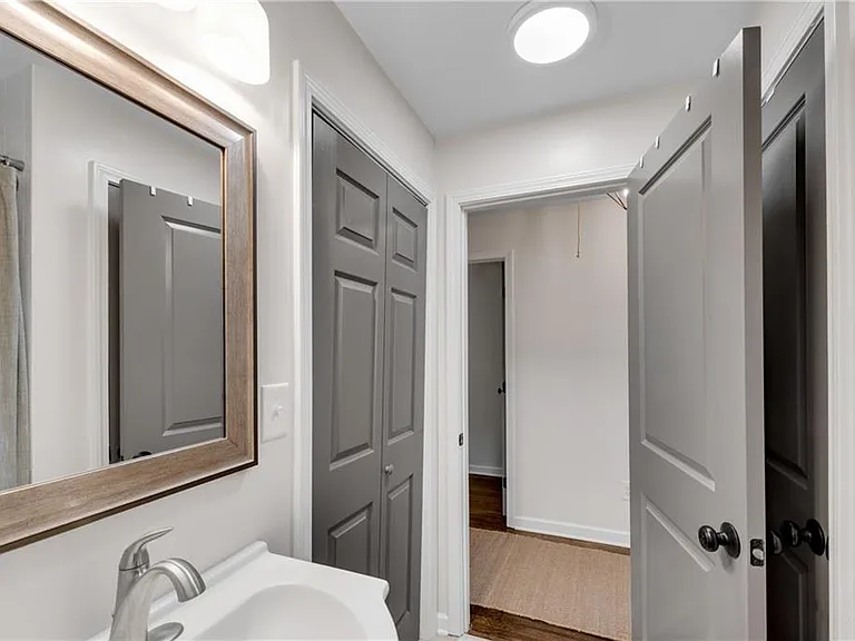 2481 McCurdy Way — Photo 24