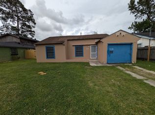 2125 Earl St, Beaumont, TX 77703