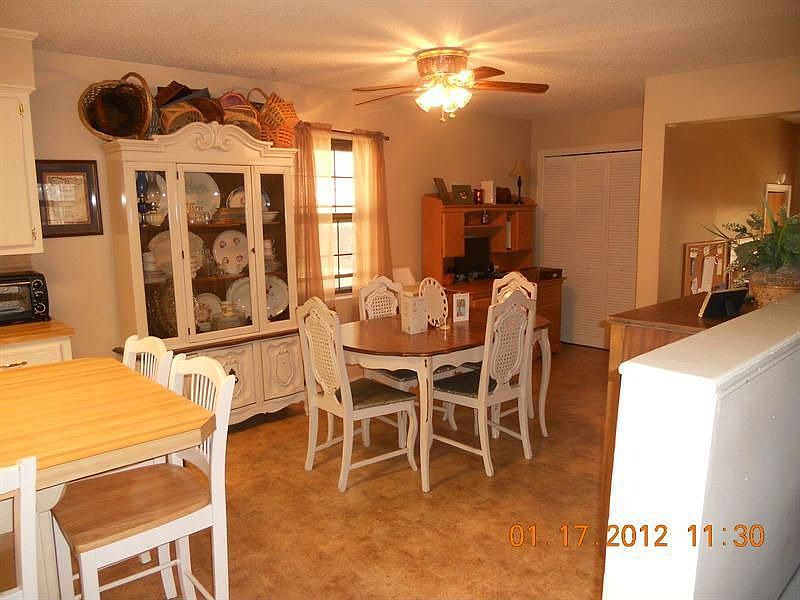 1st image of 2108 Highland Ct